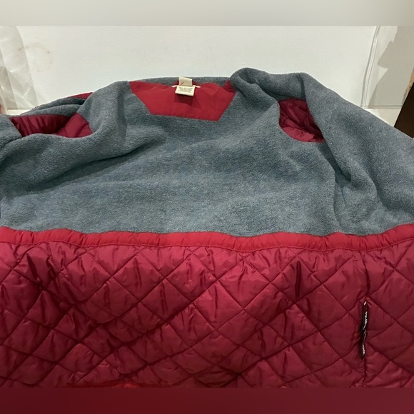 LL Bean Women's red parka jacket Size Med warm, and cozy with packable hood - Picture 6 of 10